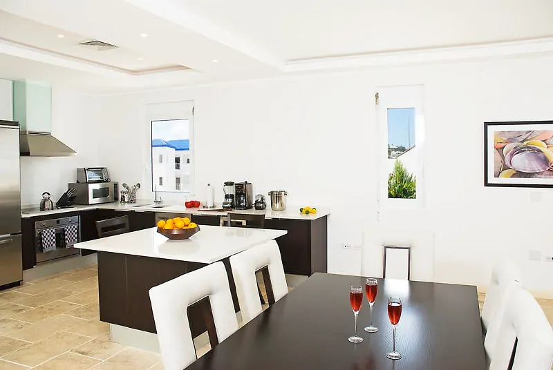 Coral Beach Club Villas & Marina Oyster Pond Курортный комплекс