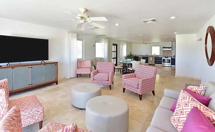 Coral Beach Club Villas & Marina Sint Maarten Resort