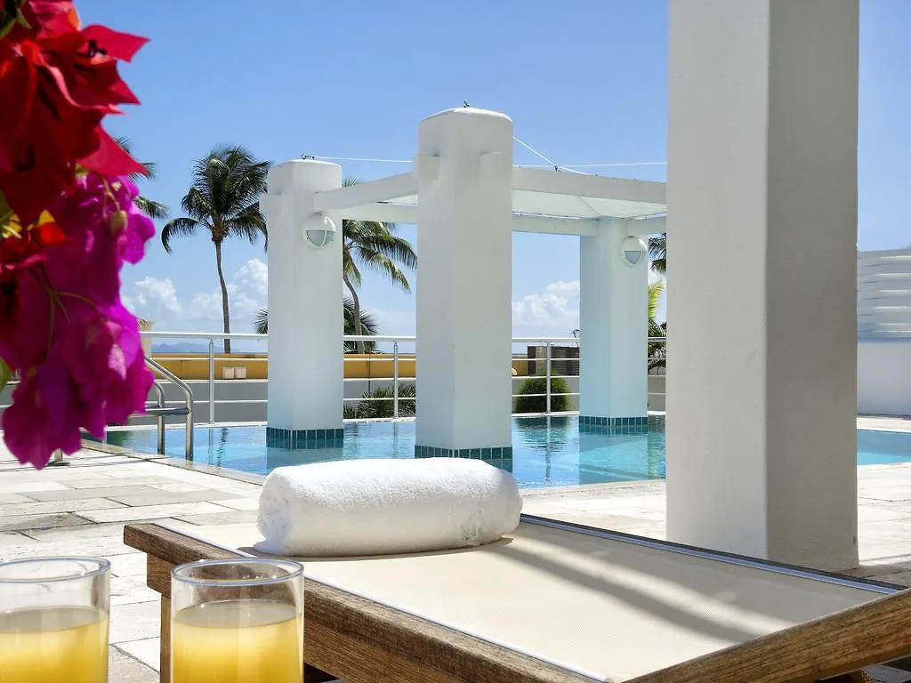 Resort Coral Beach Club Villas & Marina Sint Maarten