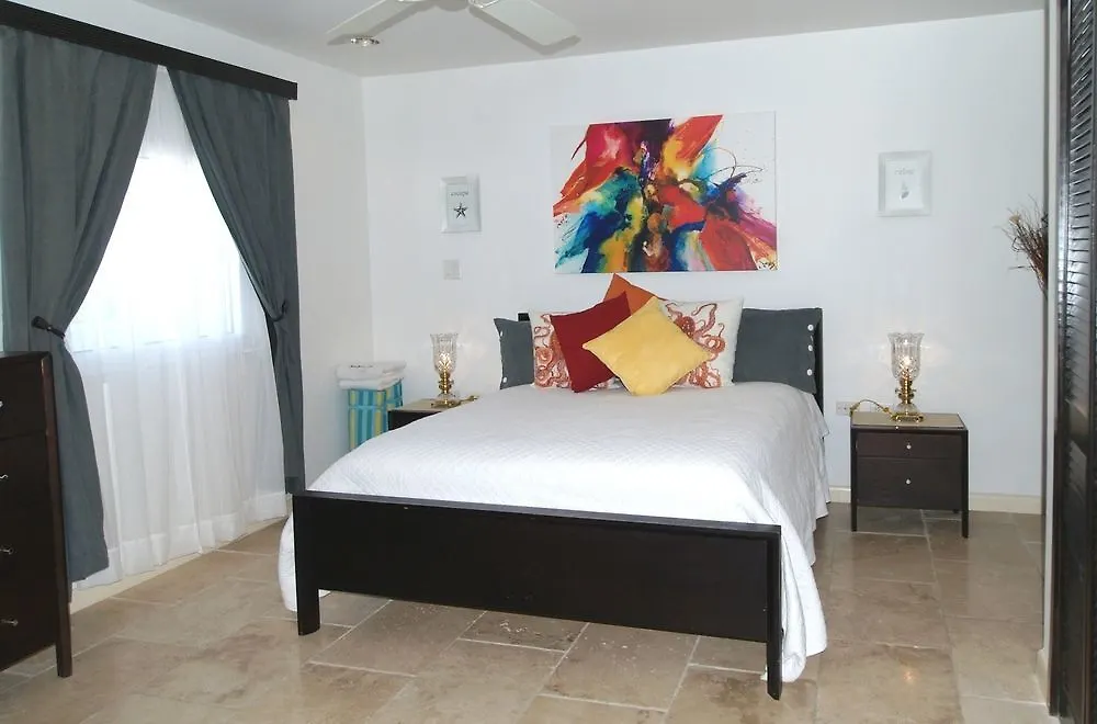 Resort Coral Beach Club Villas & Marina Sint Maarten