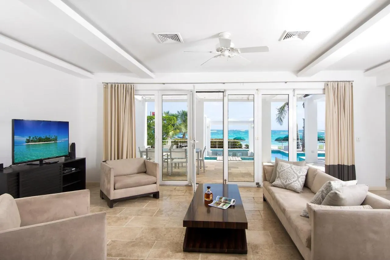 Coral Beach Club Villas & Marina Sint Maarten Resort